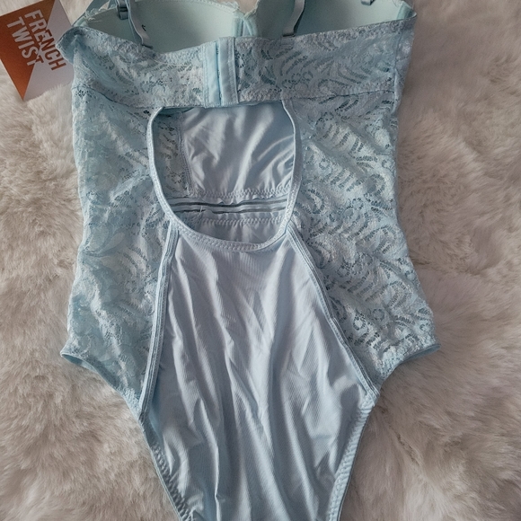 FRENCH TWIST BRAND NEW BUSTIER BODYSUIT SIZE M - Picture 8 of 8